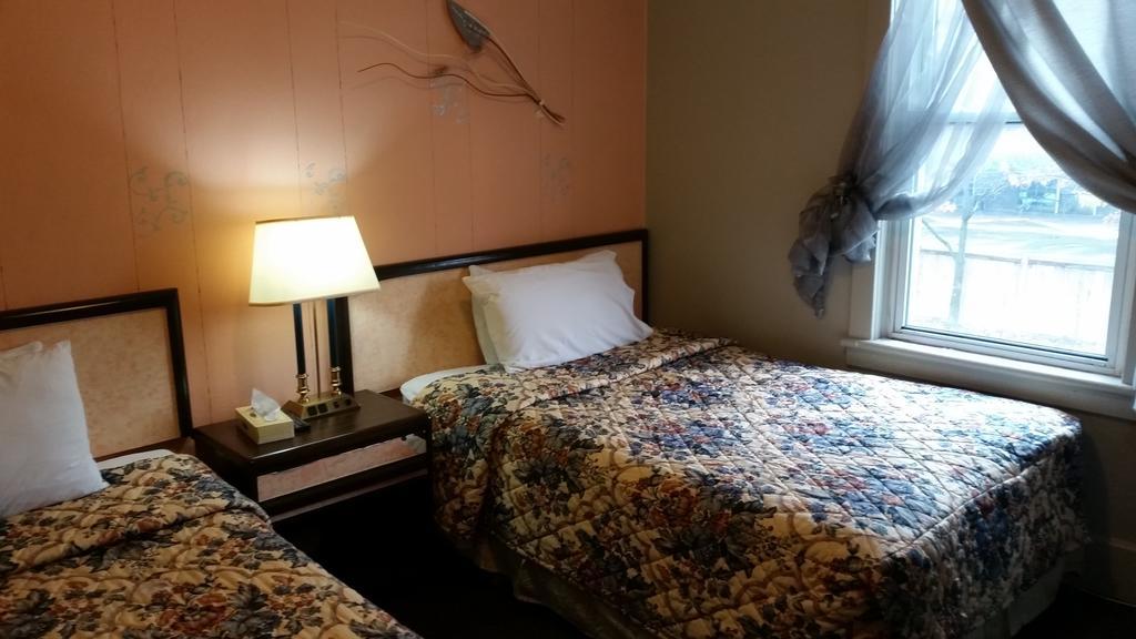 A Voyageur'S Guest House 渥太華 客房 照片