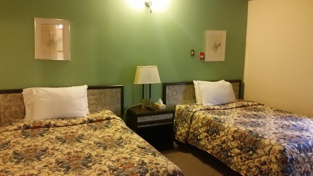 A Voyageur'S Guest House 渥太華 外观 照片