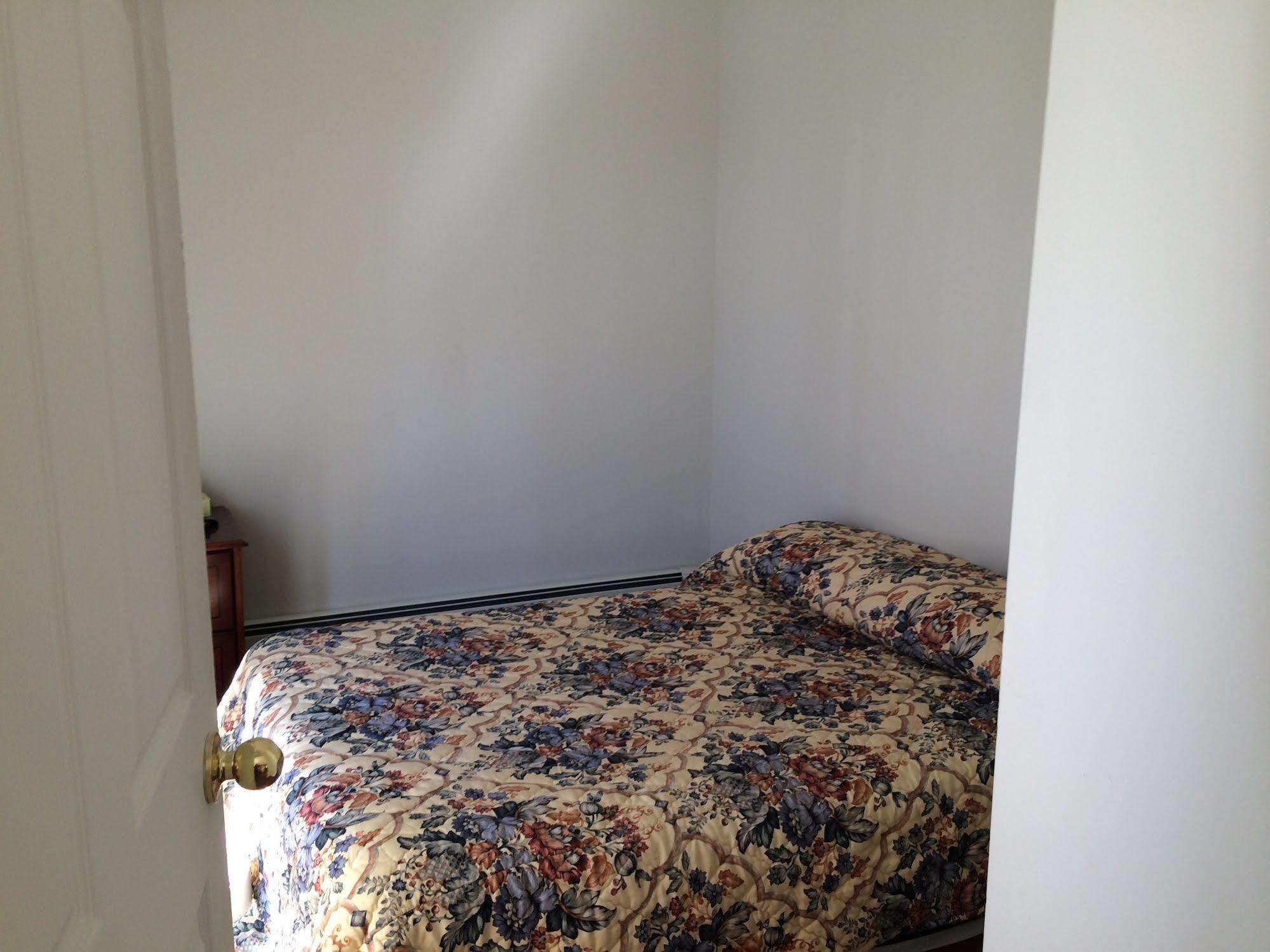 A Voyageur'S Guest House 渥太華 外观 照片